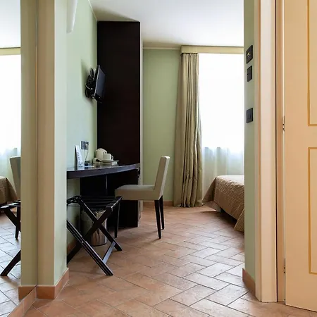 Hotel Magione Papale Relais 3*