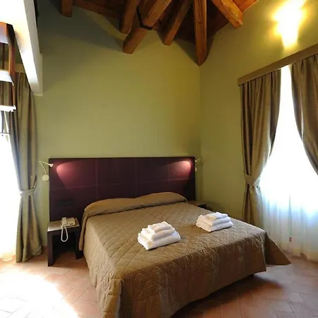 Ξενοδοχείο Magione Papale Relais 3*