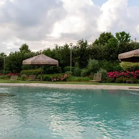 Magione Papale Relais Λ' Άκουιλα