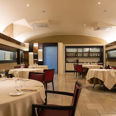 Magione Papale Relais 3*